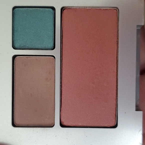 Clinique galaxy nude rose duo eyeshadow and sunset glow blush set - Picture 1 of 3